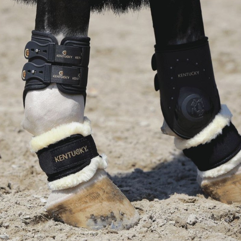 Kentucky Horsewear - Schaffell-Fesselschutz | - Ohlala