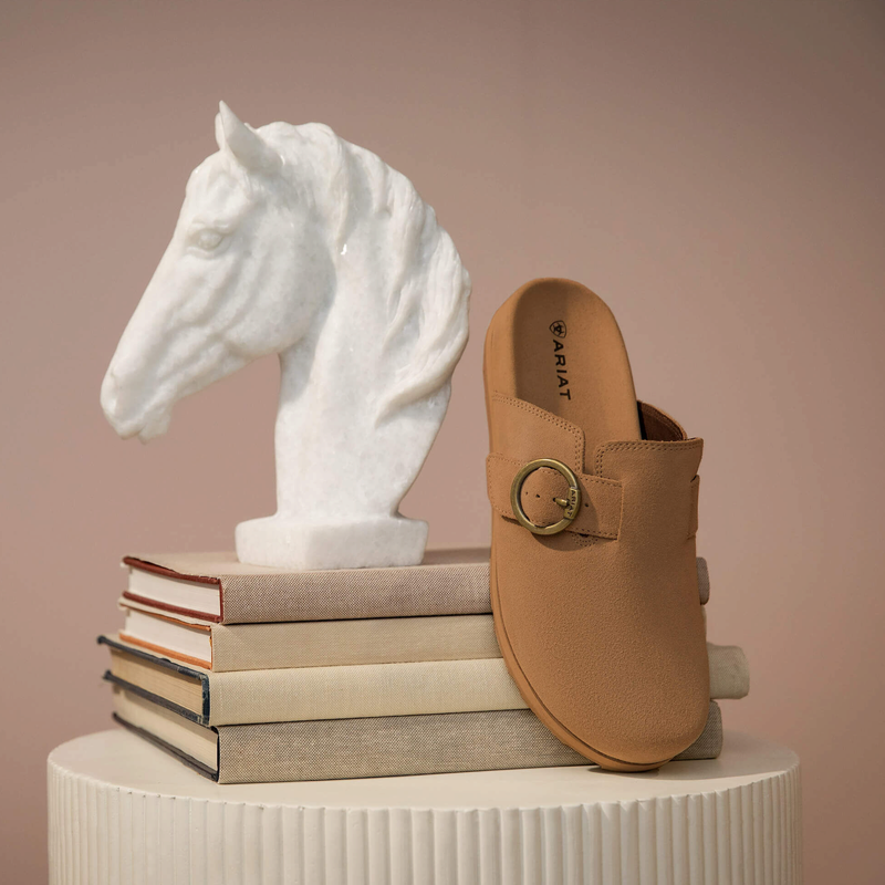 Ariat - Women’s Country Mules in Caramel Suede