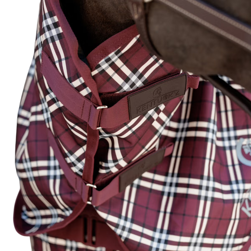 Kentucky Horsewear - All Weather Waterproof Comfort Neck Cover 100g Burgundy | - Ohlala
