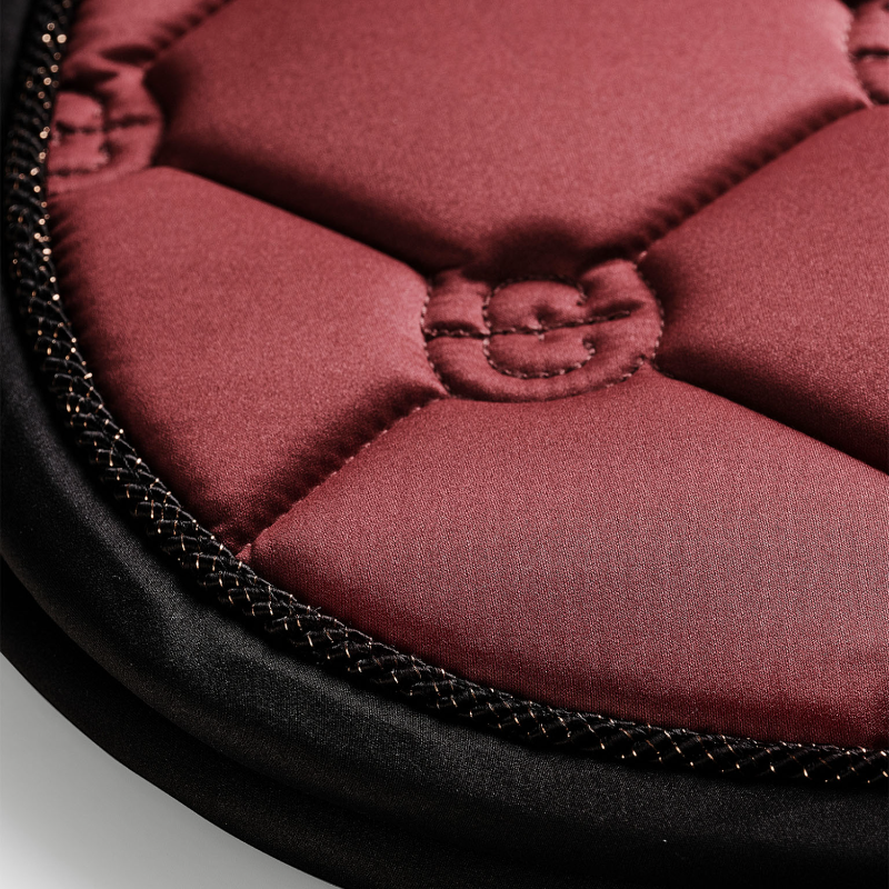 Equestrian Stockholm - Soft rouge saddle pad | - Ohlala