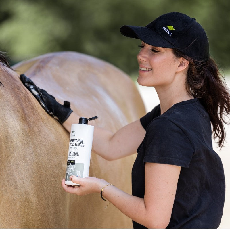 Ekinat - Light Coat Shampoo | - Ohlala
