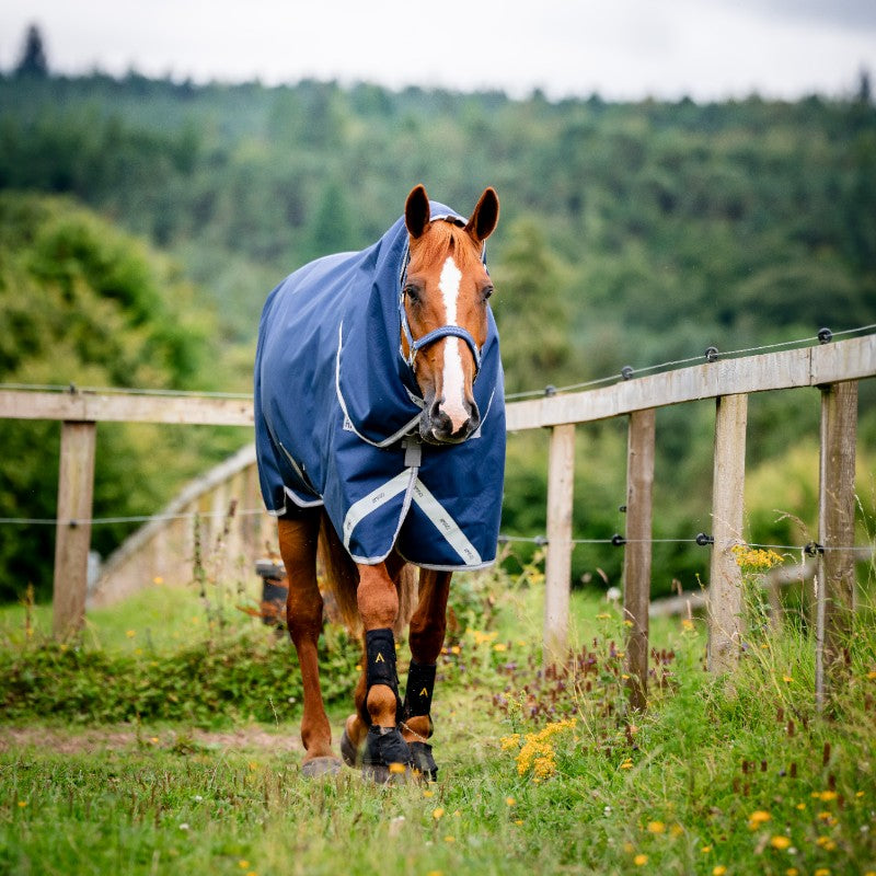 Horseware - Amigo Bravo 12 Plus Turnout Rug navy/titanium grey/silver 50g + liners | - Ohlala