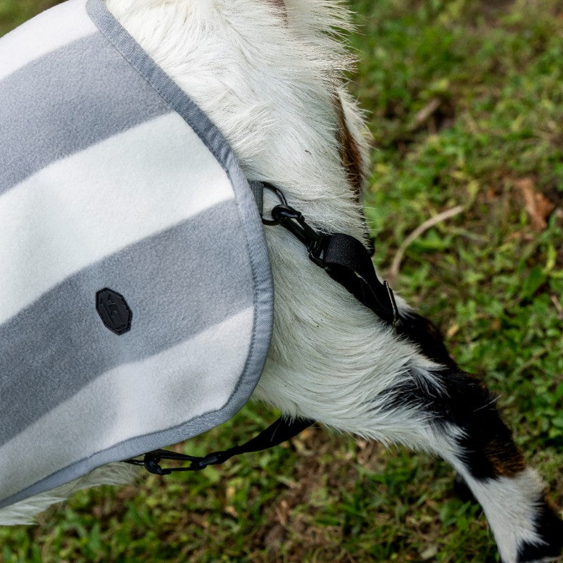 Horseware - Newmarket Witney Charcoal Goat Fleece Rug | - Ohlala