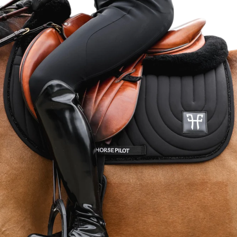 Horse Pilot - Tapis de selle ergonomique Glitter noir