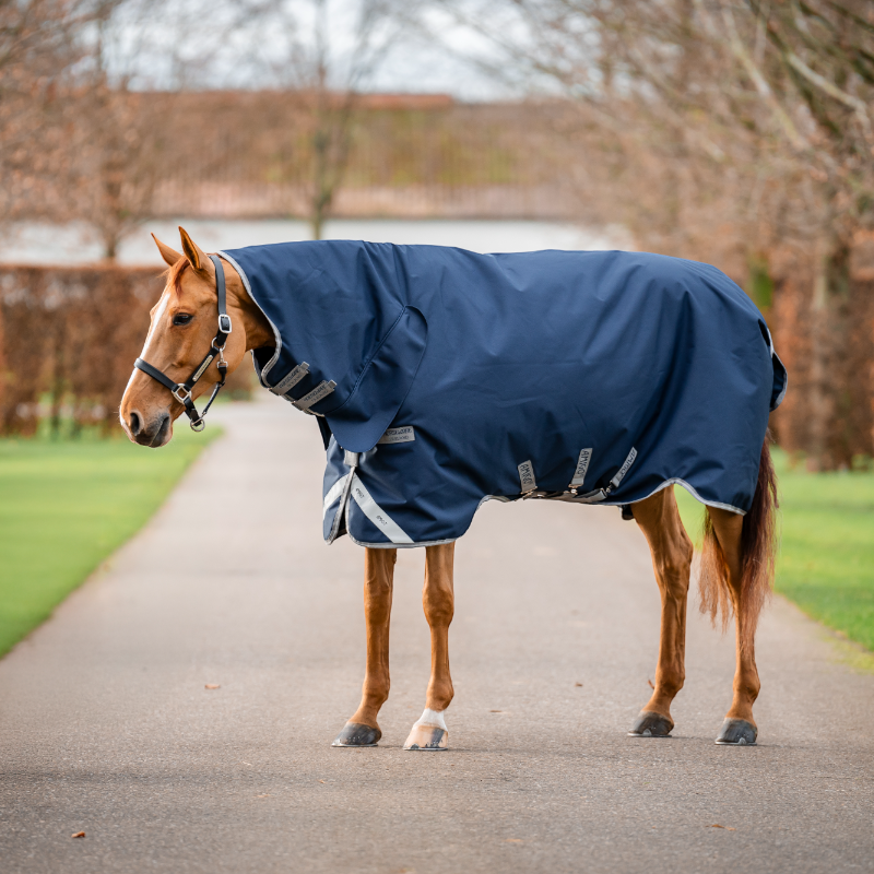 Horseware - Amigo Bravo Integrated Turnout Outdoor Rug navy/ titanium grey/ silver 150g | - Ohlala