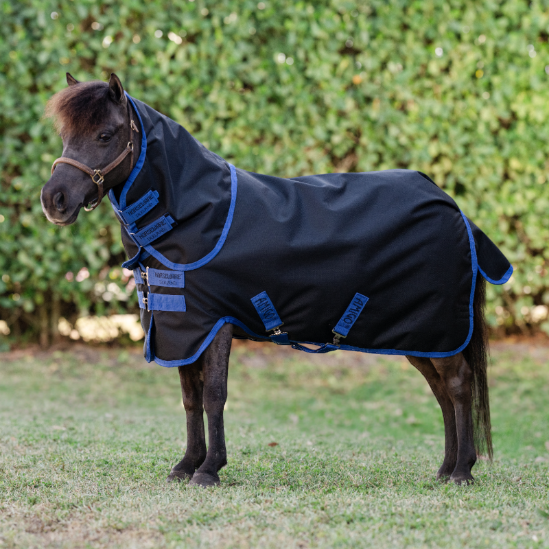 Horseware - Amigo Ripstop Plus Petite Turnout Rug black/ classic blue 0g | - Ohlala