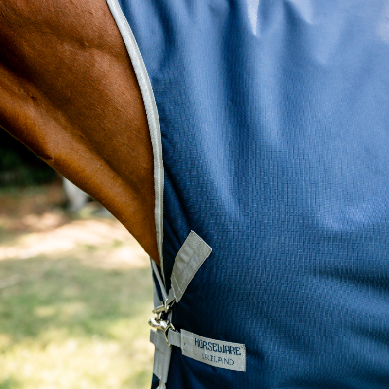 Horseware - Couverture d'extérieur Amigo Wug Turnout marine/ titanium grey/ argent 50g | - Ohlala