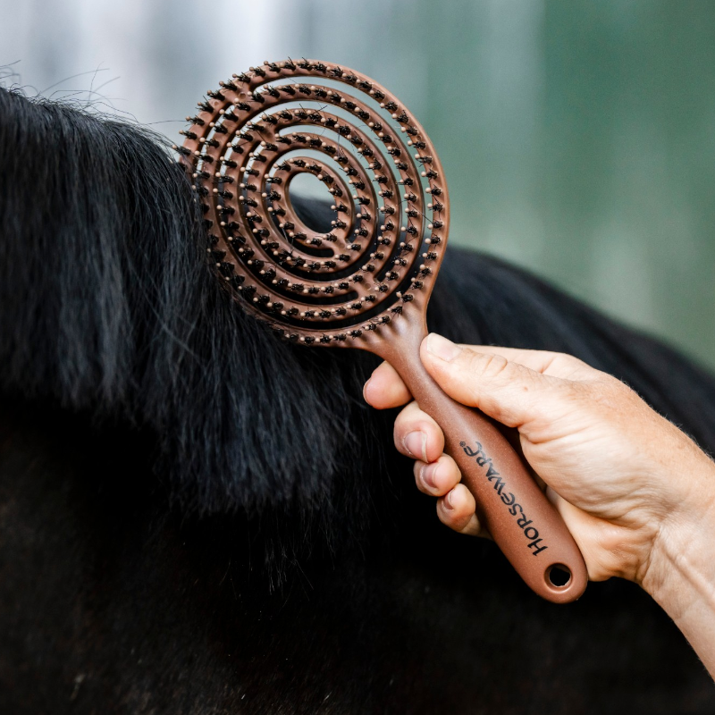 Horseware - Mane Wood Effect Mane & Tail Brush | - Ohlala
