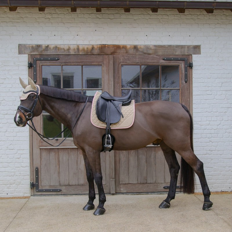 Kentucky Horsewear - Softshell Onion Quilt Dressage Saddle Pad Beige/Old Rose | - Ohlala
