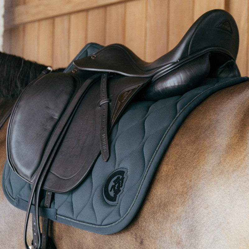 Kentucky Horsewear - Wave Dressage Saddle Pad 3D Forest Green Logo | - Ohlala
