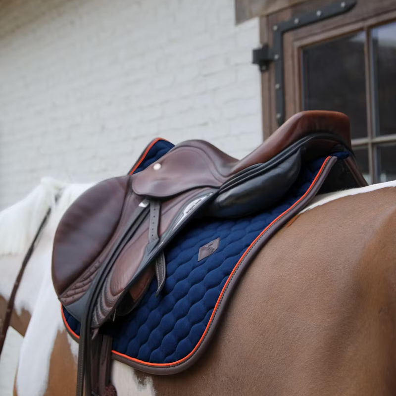 Kentucky Horsewear - Tapis de selle Onion Quilt Leather Neon marine