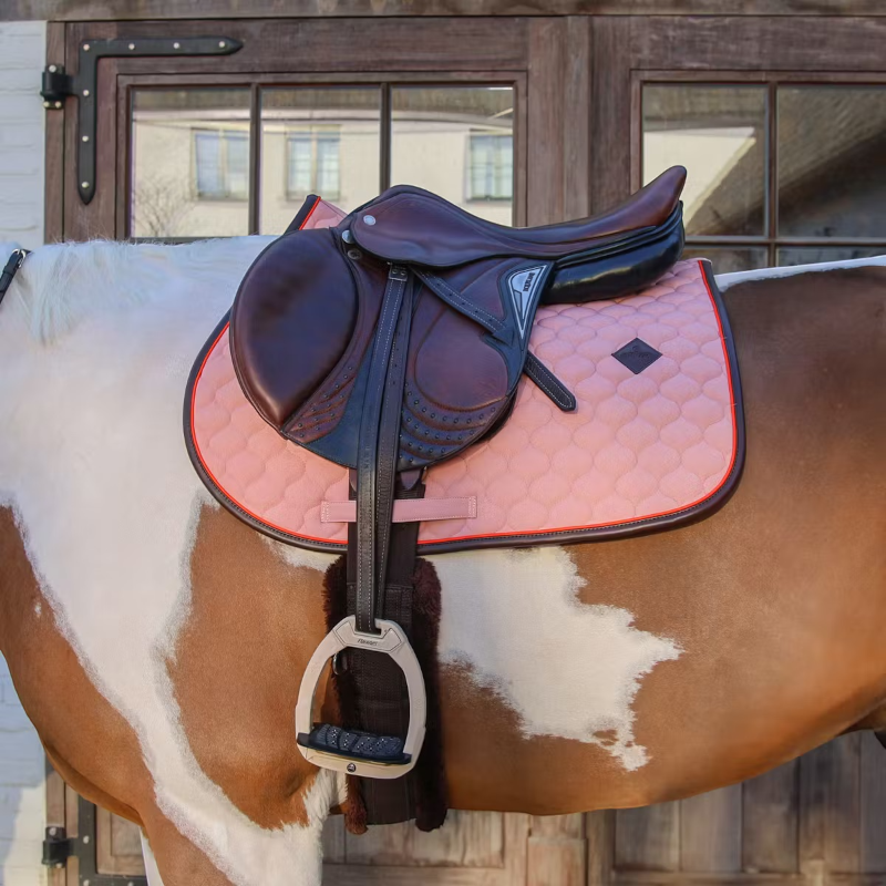 Kentucky Horsewear - Tapis de selle Onion Quilt Leather Neon vieux rose