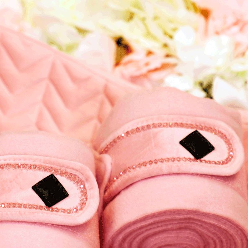 Kentucky Horsewear - Velvet Pearls soft pink polo wraps | - Ohlala