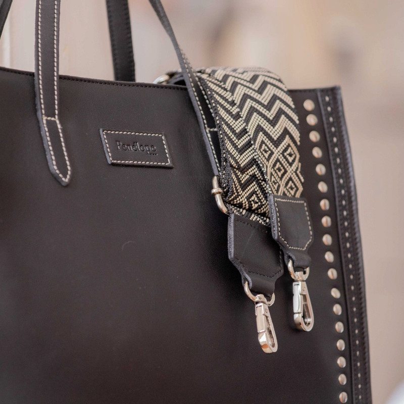 Pénélope - Bolso de mano Naily Romane negro