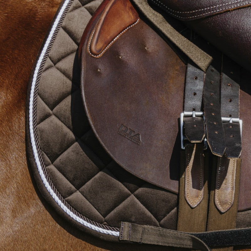 Riding World - Brown Velvet Saddle Pad | - Ohlala