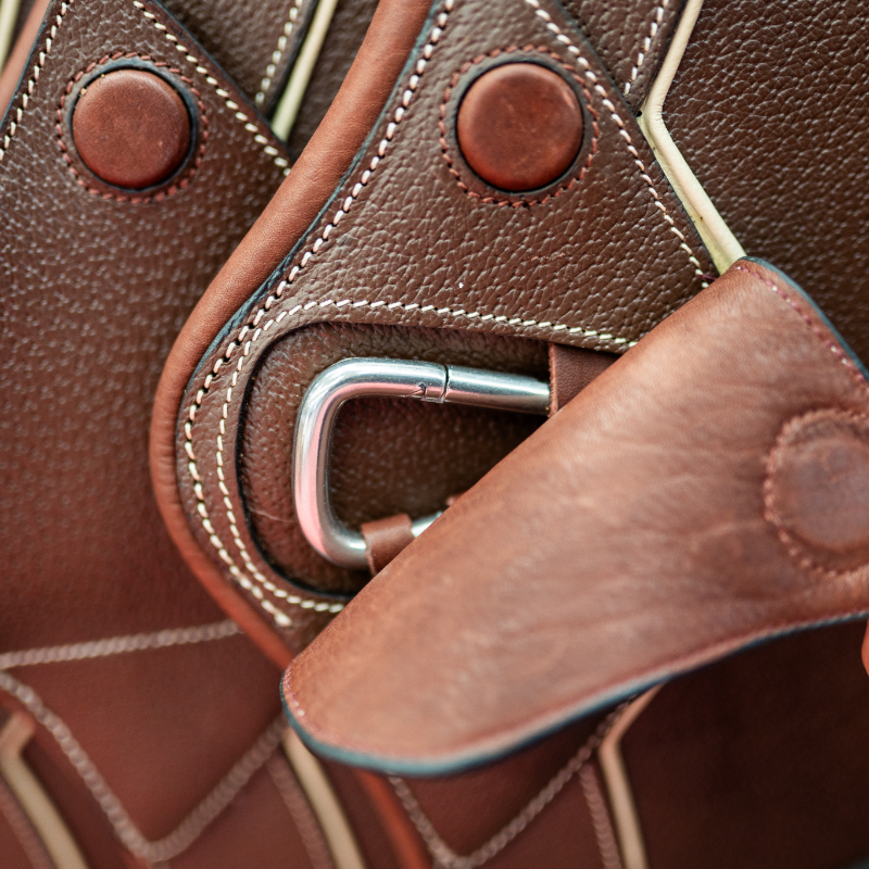 Jump'In - New Look Safety havana stud girth | - Ohlala