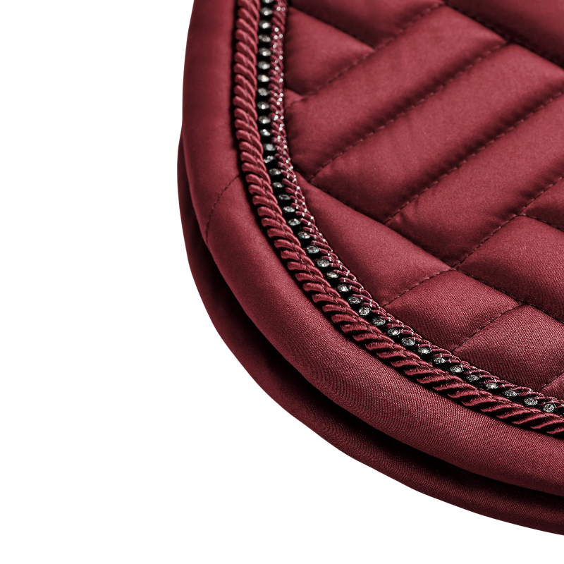 Equestrian Stockholm - Tapis de dressage Crystal bordeaux | - Ohlala