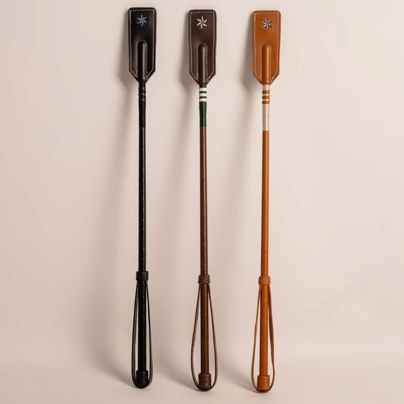 Velari – Hellbraune Reitgerte aus glattem Leder, elegant