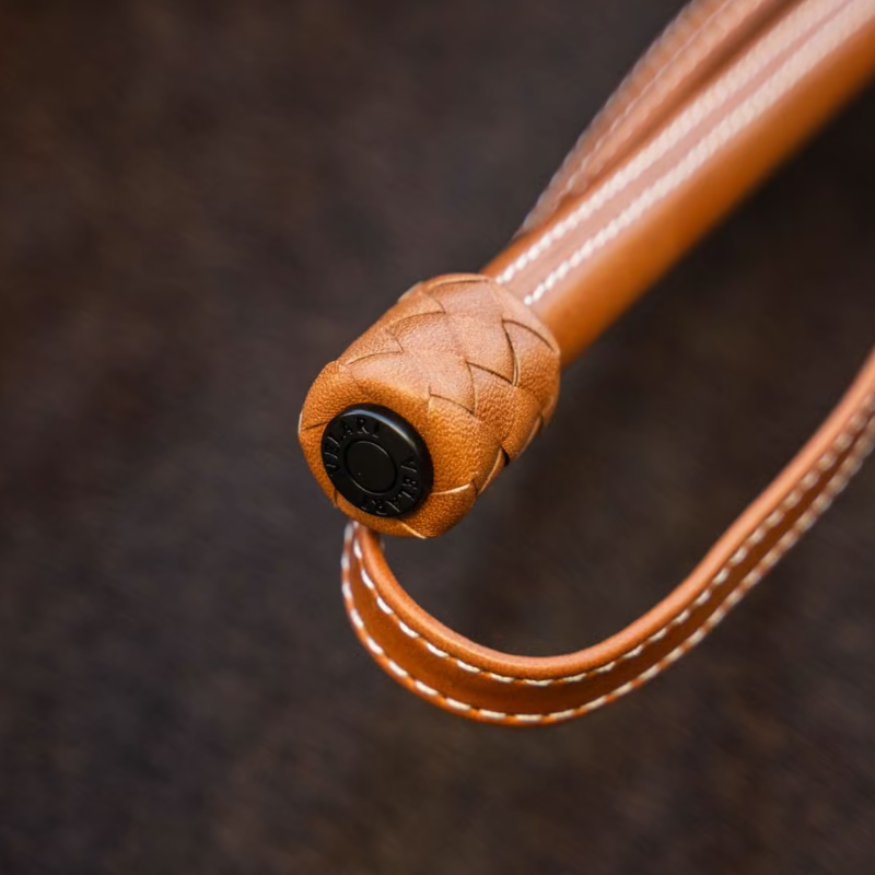 Velari – Hellbraune Reitgerte aus glattem Leder, elegant