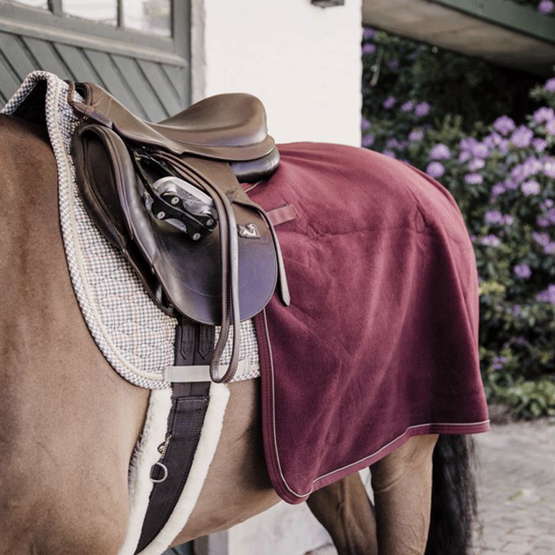 Kentucky Horsewear - Heavy Fleece Square Quarter Sheet Burgundy | - Ohlala