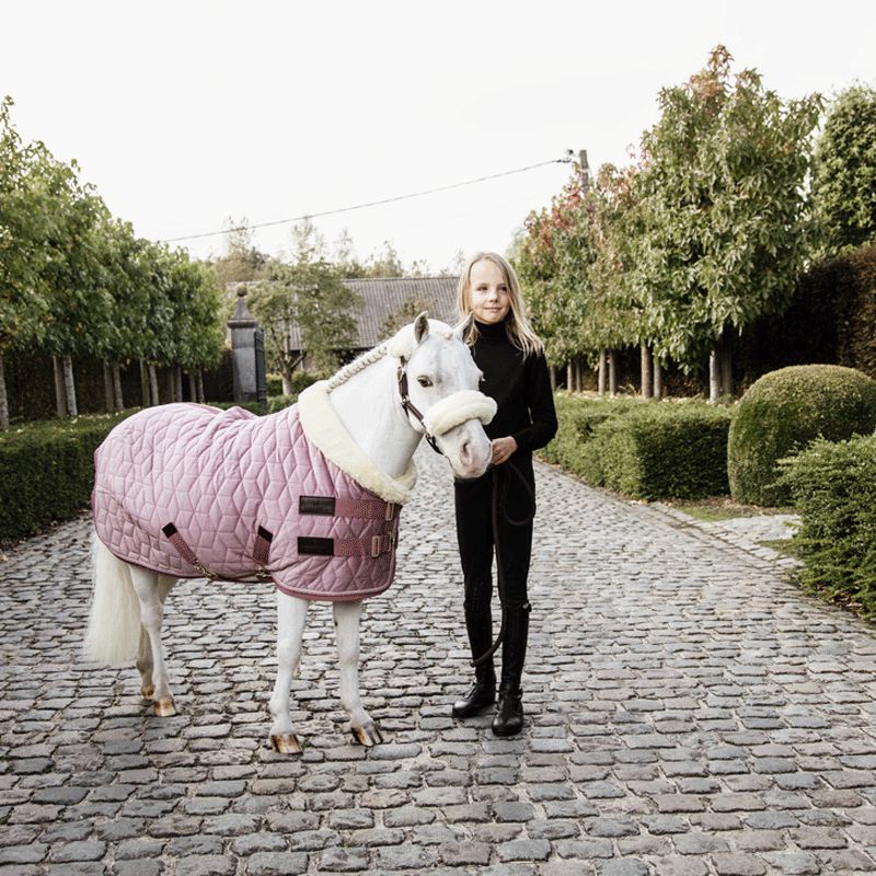 Kentucky Horsewear - Präsentationsdecke Velvet Altrosa 160g für Minis | - Ohlala