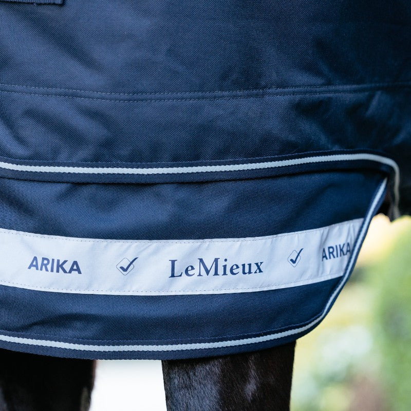 LeMieux - Arika Storm-Tek deken marine 50g | - Ohlala