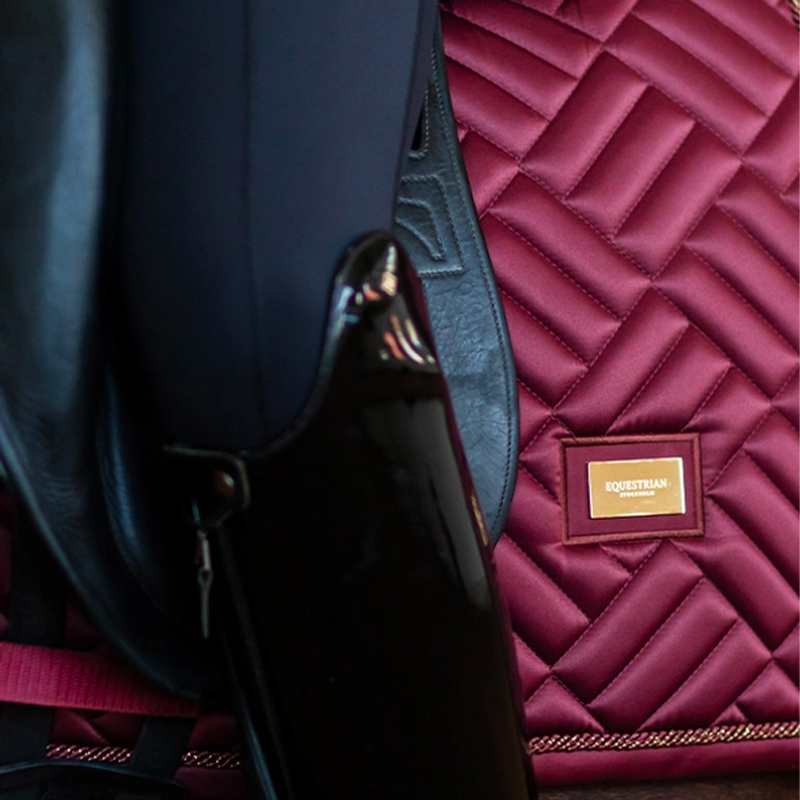 Equestrian Stockholm - Dressage Saddle Pad New Maroon | - Ohlala