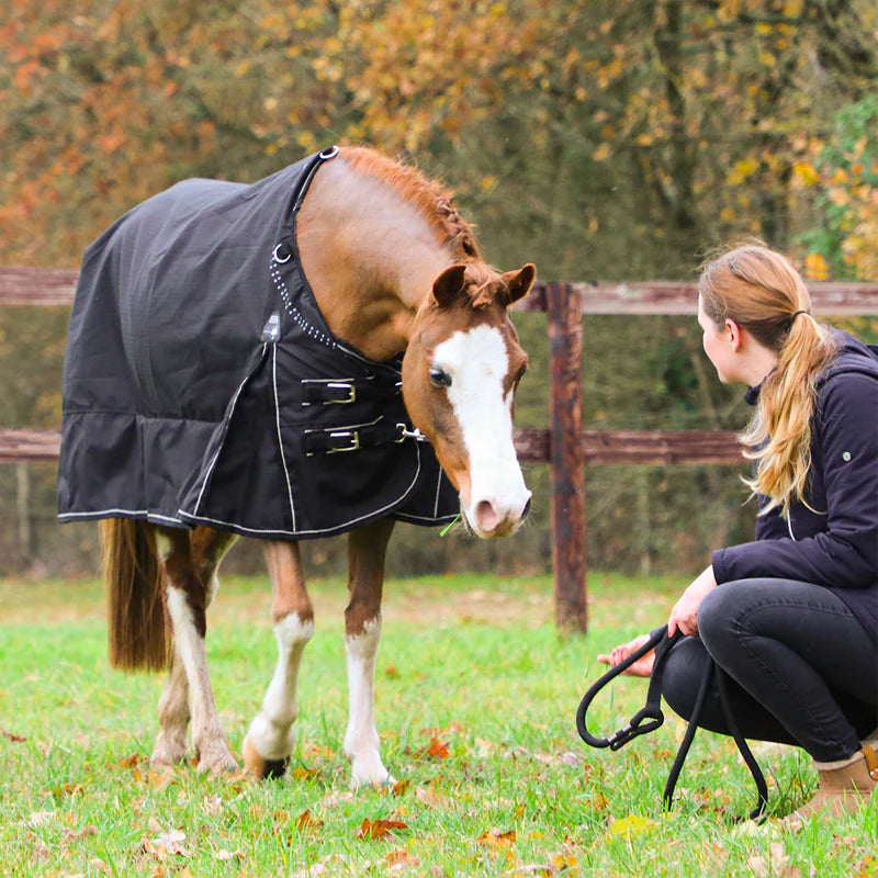 TdeT - Stretch Neck® turnout rug black/grey 300g | - Ohlala