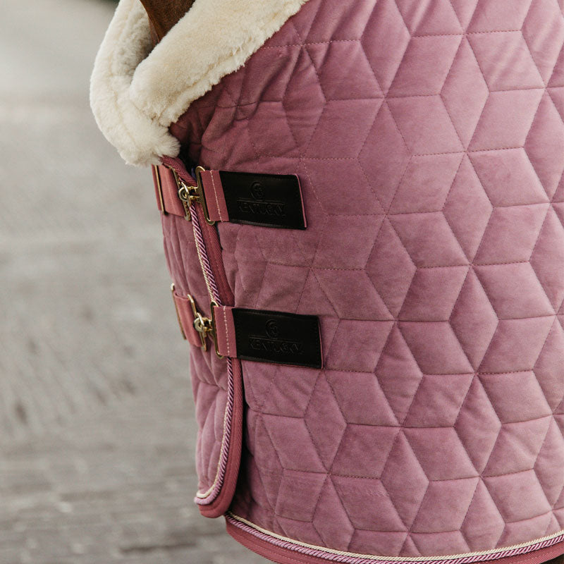 Kentucky Horsewear - Velvet presentatiedeken oud roze 160g | - Ohlala