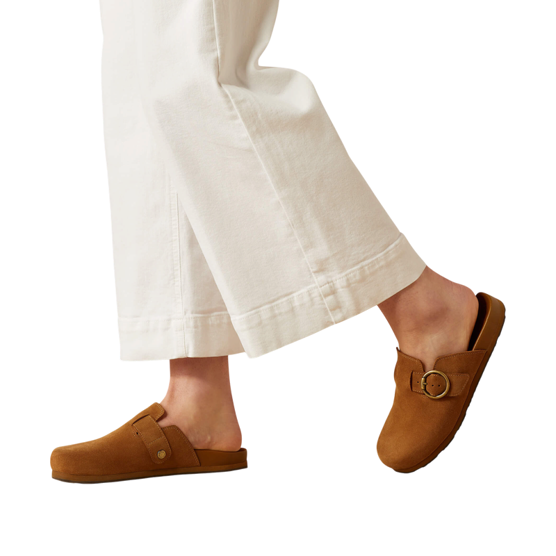 Ariat - Women’s Country Mules in Caramel Suede