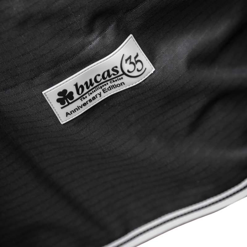 Bucas - Anniversary Turnout 50 Dermo ブラック/シルバー 50g アウトドアラグ