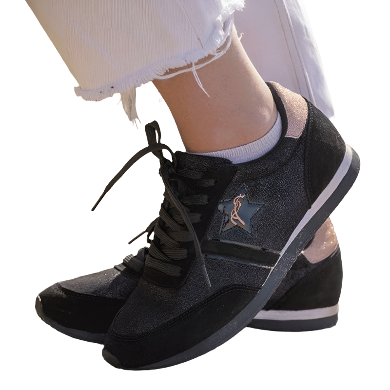 Pénélope Store - Black Saturn sneakers