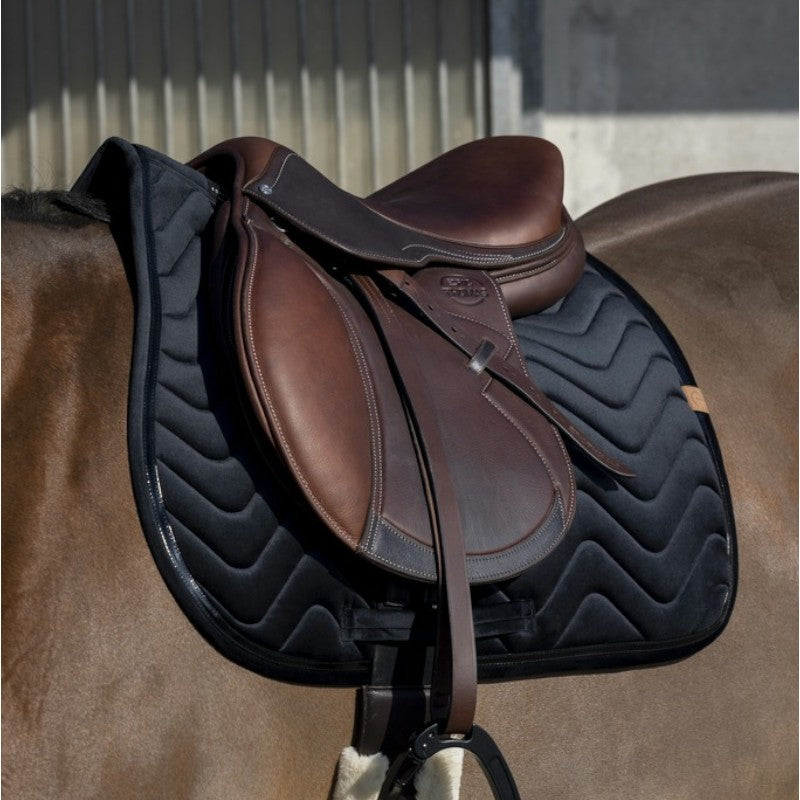 Equithème - Glossy black saddle pad