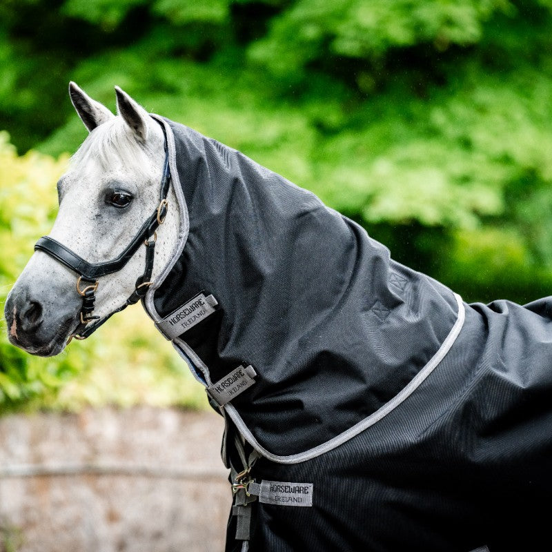 Horseware - Couverture d'extérieur Amigo Bravo 12 Plus Bundle noir/ titanium grey/ argent (50g + 100g + 200g)
