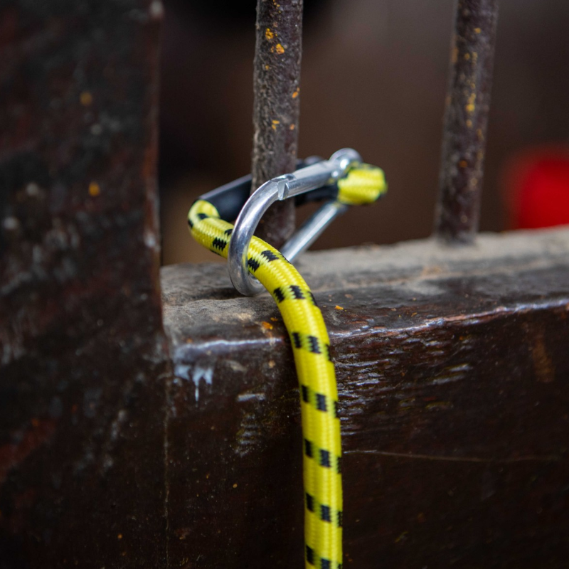 Horsewipe - Yellow/Black Roll Holder
