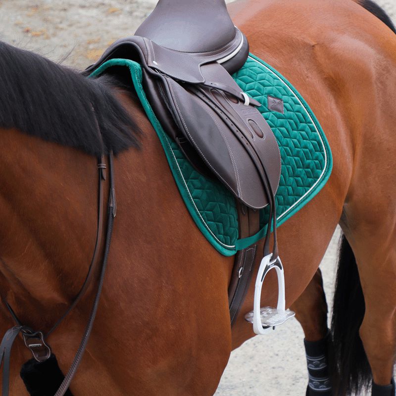 Kentucky Horsewear - Tapis de selle Velvet Jumping Vert Foncé | - Ohlala