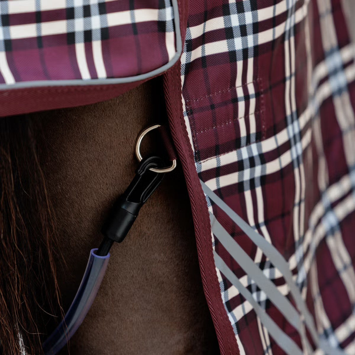 Kentucky Horsewear - All Weather Comfort Waterproof Turnout Rug 200g Burgundy | - Ohlala