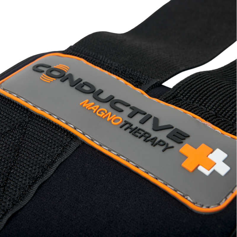 Lemieux - Therapeutic conductive black Magno knee protectors 
