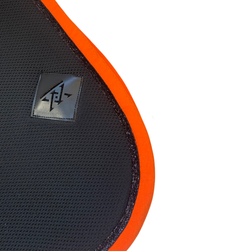 Oxxer - Sattelpad Mesh schwarz/ orange schwarze Pailletten | - Ohlala