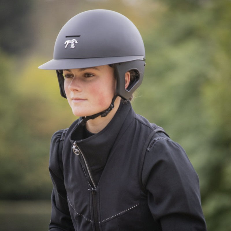 Pénélope - Matte black polo visor riding helmet Pénélope X Freejump 