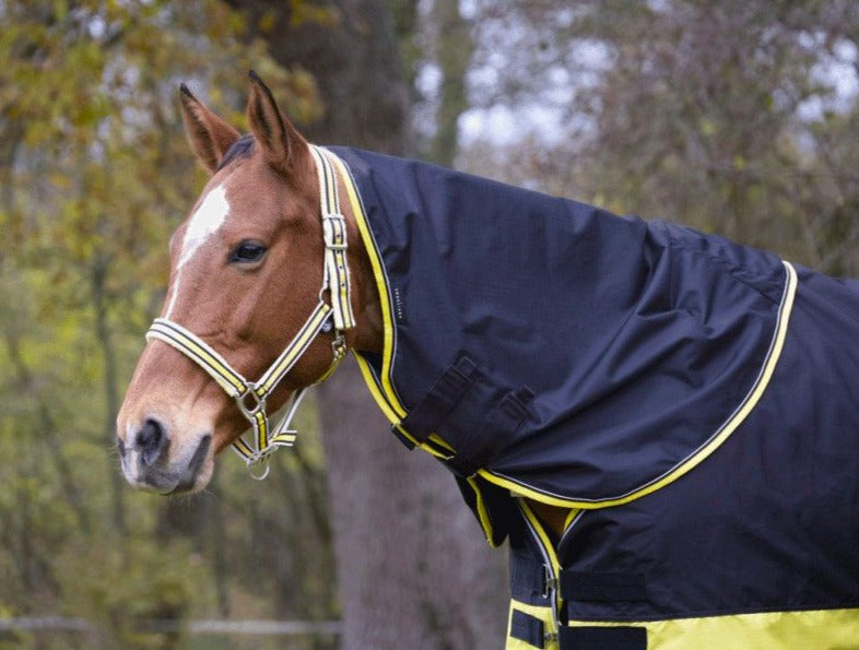 Equithème - Couvre-cou Tyrex 600D 200g  réfléchissant noir/jaune | - Ohlala