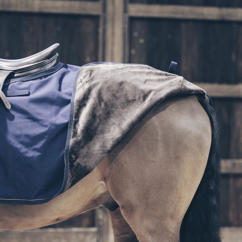 Kentucky Horsewear - Couvre-reins carré imperméable marine 600D | - Ohlala