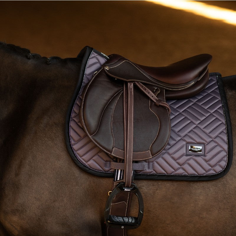 Equestrian Stockholm - Sudadero de silla Modern Dark Violet | - Ohlala