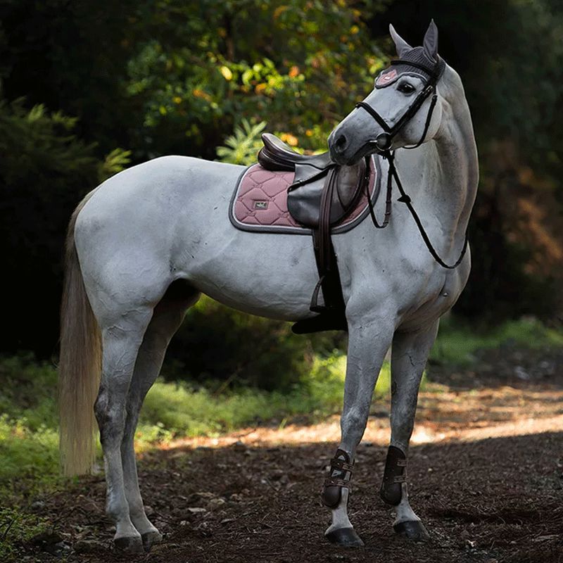 Equestrian Stockholm - Tapis de selle Pink Pearl | - Ohlala