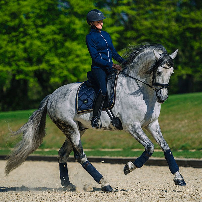 Equestrian Stockholm - Tapis de dressage Royal Classic | - Ohlala