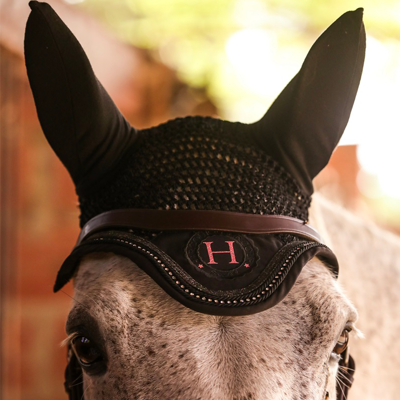 Harcour - Bonnet pour chevaux Up noir | - Ohlala